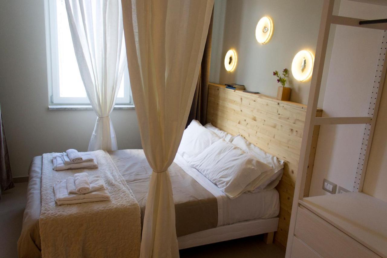 נאפולי Schiara Apartment מראה חיצוני תמונה